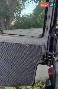 Минивэн Volkswagen Transporter 1998 в 