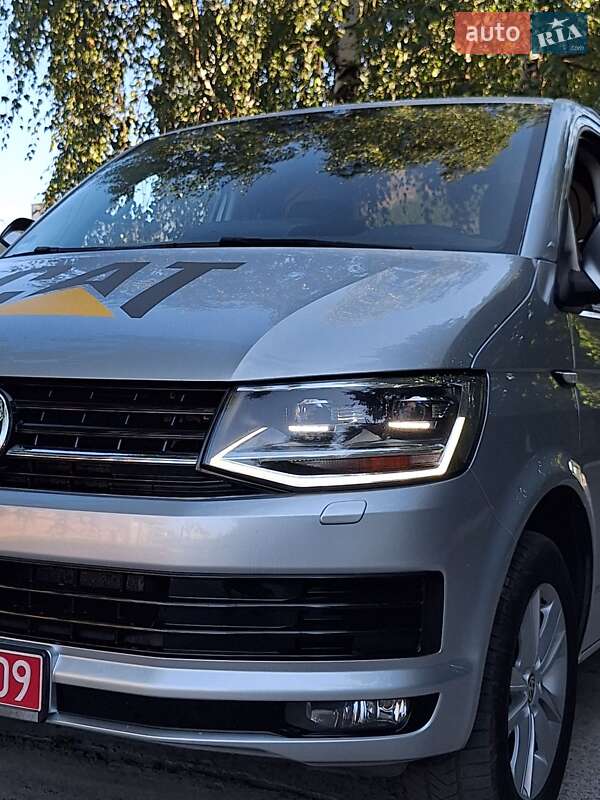 Грузовой фургон Volkswagen Transporter 2018 в Бердичеве фото Грузовой фургон Volkswagen Transporter 2018 в Бердичеве