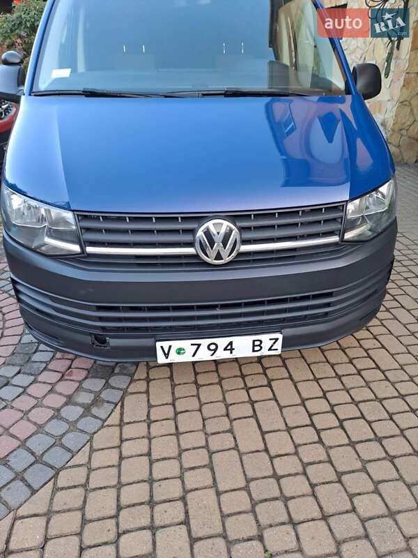 Микроавтобус Volkswagen Transporter 2017 в Ровно