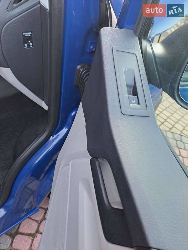 Микроавтобус Volkswagen Transporter 2017 в Ровно