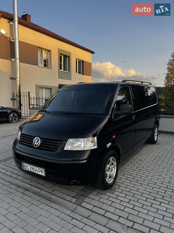 Минивэн Volkswagen Transporter 2006 в 