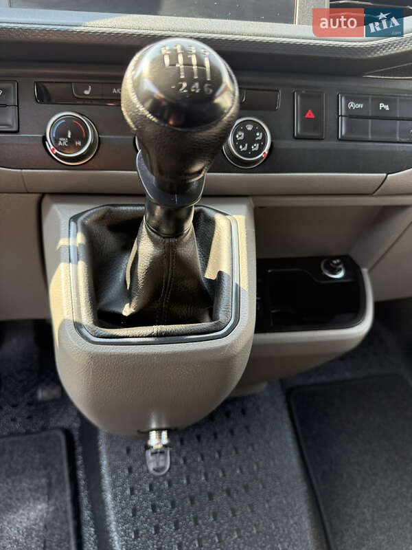 Грузовой фургон Volkswagen Transporter 2021 в Киеве