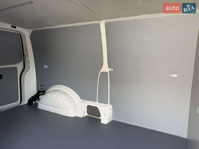 Грузовой фургон Volkswagen Transporter 2021 в Киеве