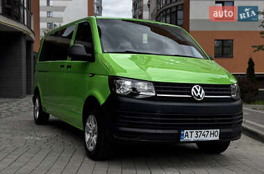 Минивэн Volkswagen Transporter 2015 в 
