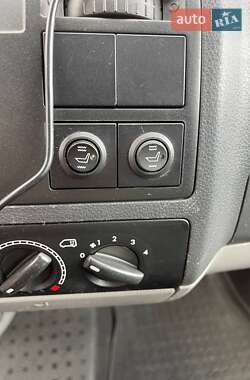 Минивэн Volkswagen Transporter 2005 в 