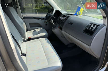 Минивэн Volkswagen Transporter 2009 в 