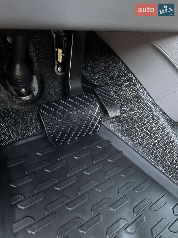Минивэн Volkswagen Transporter 2020 в Бердичеве