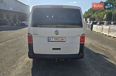 Минивэн Volkswagen Transporter 2016 в 