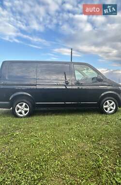 Минивэн Volkswagen Transporter 2016 в 