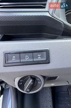 Минивэн Volkswagen Transporter 2021 в 