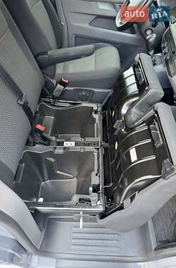 Минивэн Volkswagen Transporter 2021 в 