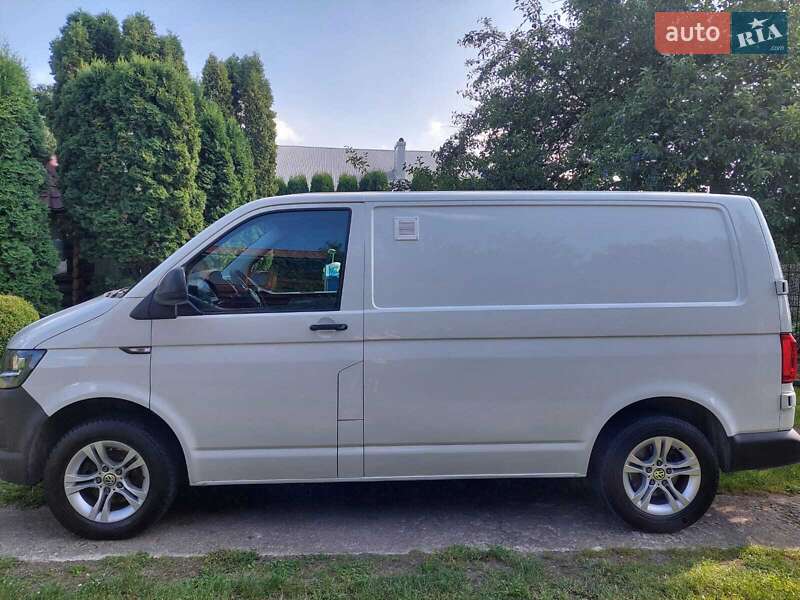 Вантажний фургон Volkswagen Transporter 2016 в Коломиї фото 4 Вантажний фургон Volkswagen Transporter 2016 в Коломиї