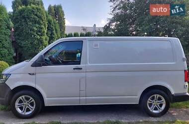 Грузовой фургон Volkswagen Transporter 2016 в 
