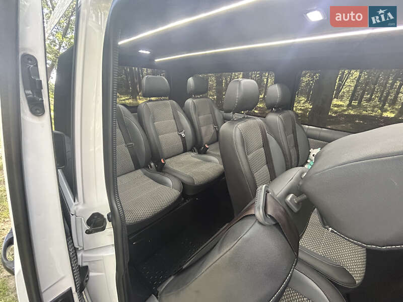 Мінівен Volkswagen Transporter 2018 в Житомирі