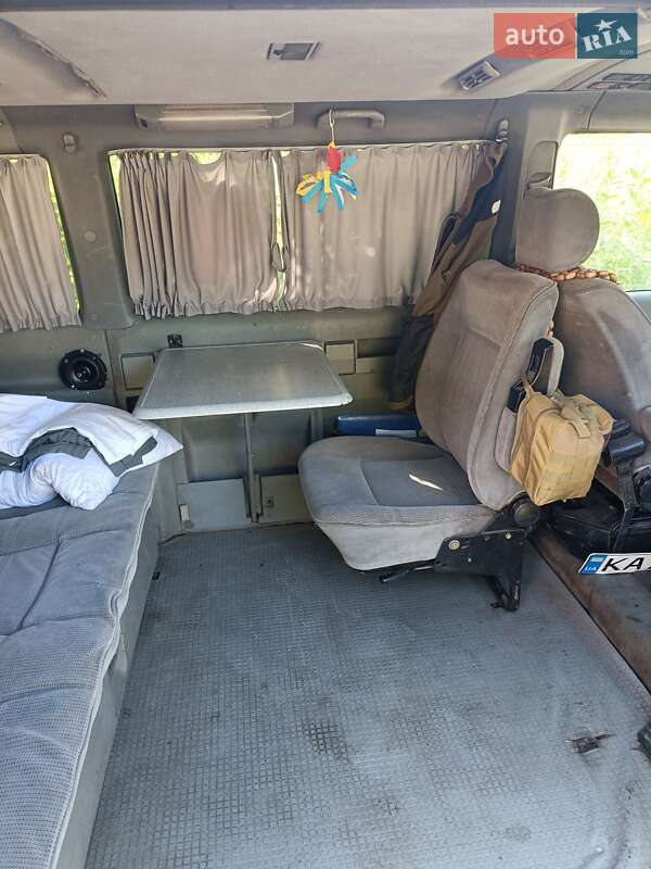 Микроавтобус Volkswagen Transporter 1995 в Киеве