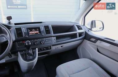 Минивэн Volkswagen Transporter 2018 в 