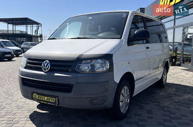 Минивэн Volkswagen Transporter 2010 в 