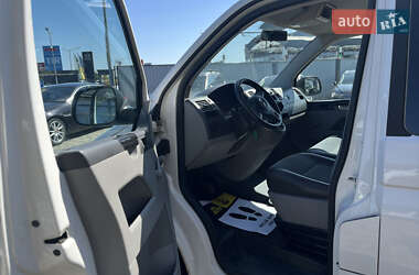 Минивэн Volkswagen Transporter 2010 в 