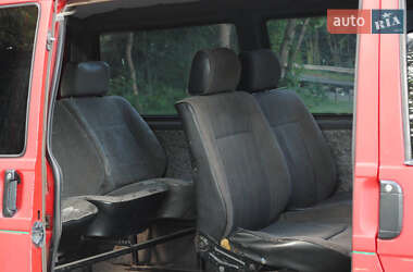 Минивэн Volkswagen Transporter 1998 в 