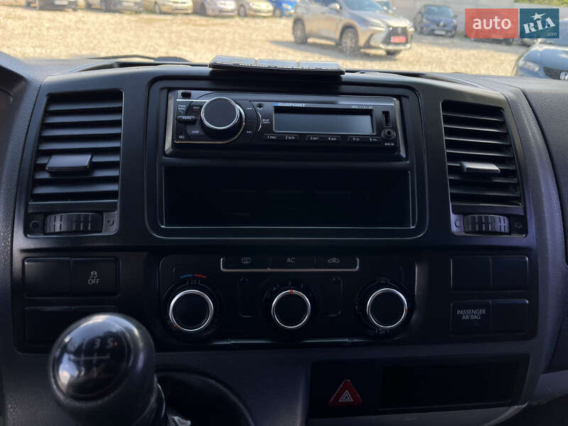 Мінівен Volkswagen Transporter 2010 в Харкові