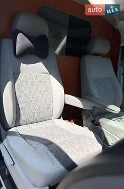 Грузовой фургон Volkswagen Transporter 2006 в 