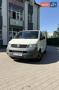 Грузовой фургон Volkswagen Transporter 2006 в 