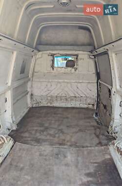 Грузовой фургон Volkswagen Transporter 1996 в 