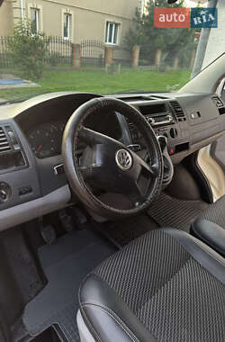 Минивэн Volkswagen Transporter 2004 в 