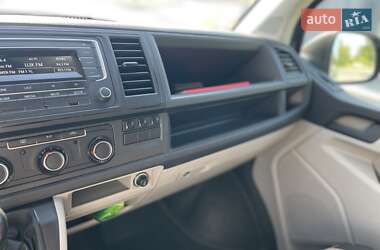 Минивэн Volkswagen Transporter 2018 в 
