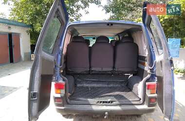 Минивэн Volkswagen Transporter 2003 в Каменец-Подольском
