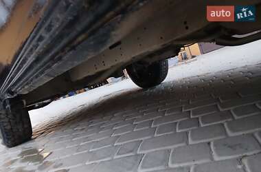 Грузопассажирский фургон Volkswagen Transporter 1986 в 
