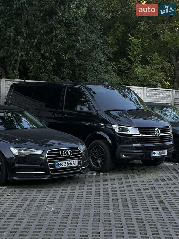 Volkswagen Transporter 2021