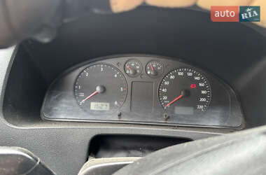 Грузовой фургон Volkswagen Transporter 2007 в 