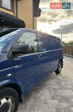 Грузовой фургон Volkswagen Transporter 2013 в 