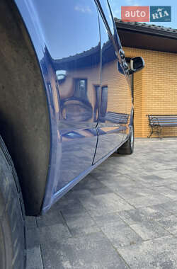 Грузовой фургон Volkswagen Transporter 2013 в 