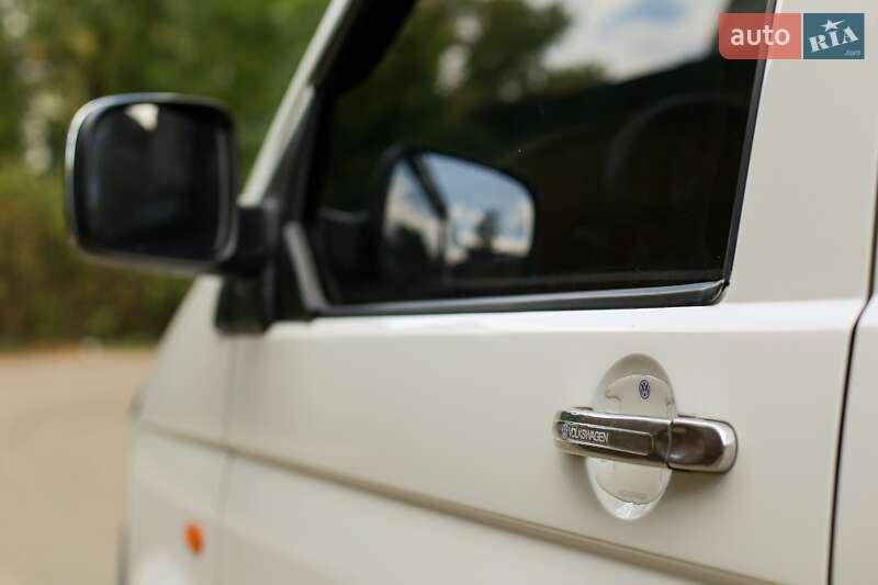 Минивэн Volkswagen Transporter 2008 в Киеве