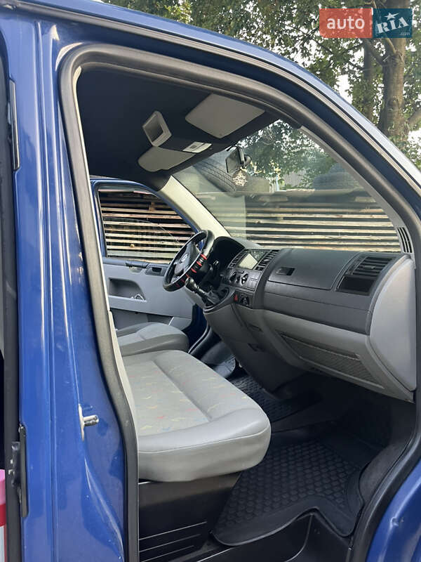 Мінівен Volkswagen Transporter 2008 в Яремчі фото 3 Мінівен Volkswagen Transporter 2008 в Яремчі