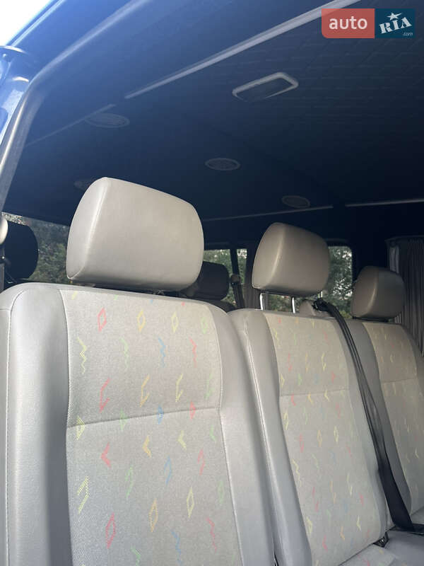 Мінівен Volkswagen Transporter 2008 в Яремчі фото 6 Мінівен Volkswagen Transporter 2008 в Яремчі