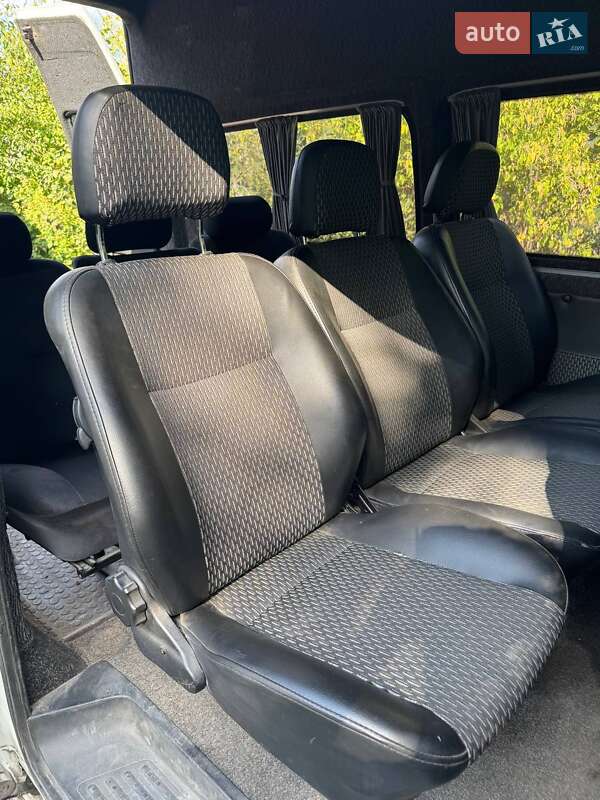 Мінівен Volkswagen Transporter 2007 в Нових Санжарах