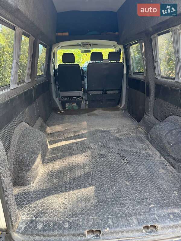 Мінівен Volkswagen Transporter 2007 в Нових Санжарах