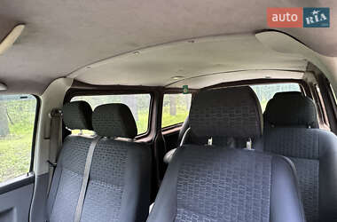 Минивэн Volkswagen Transporter 2004 в 