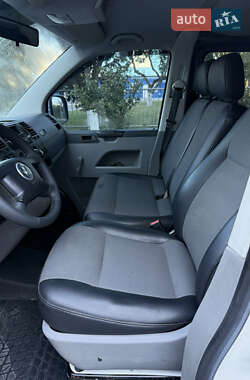 Минивэн Volkswagen Transporter 2006 в 