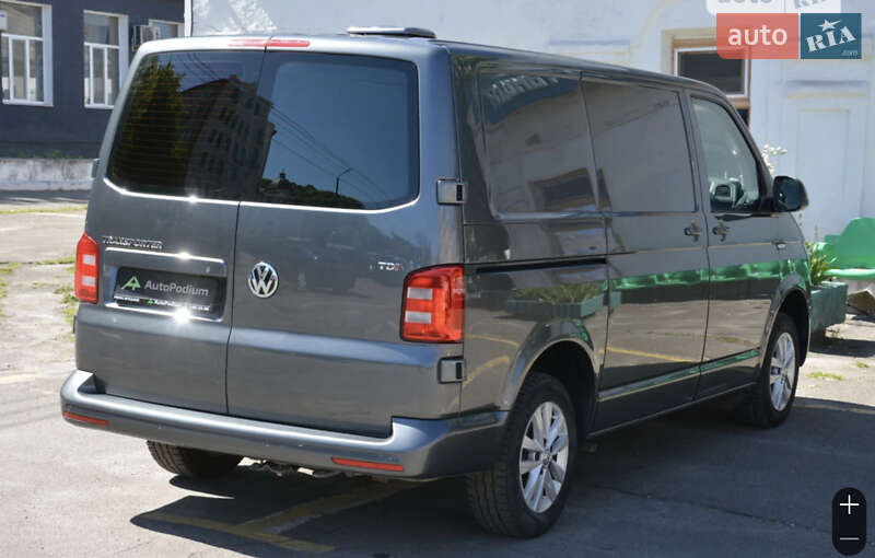 Грузовой фургон Volkswagen Transporter 2017 в Каневе