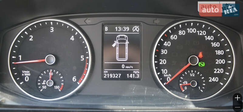 Грузовой фургон Volkswagen Transporter 2017 в Каневе