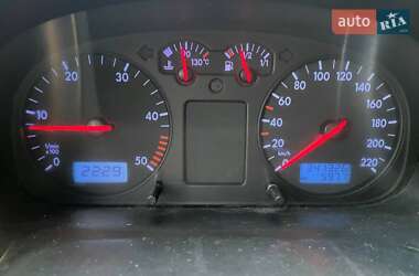 Минивэн Volkswagen Transporter 2000 в Ивано-Франковске