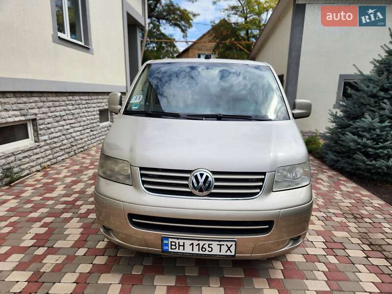 Минивэн Volkswagen Transporter 2003 в 