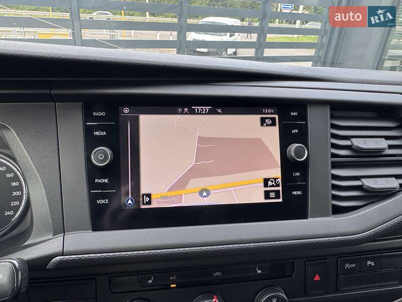 Грузовой фургон Volkswagen Transporter 2020 в Ровно