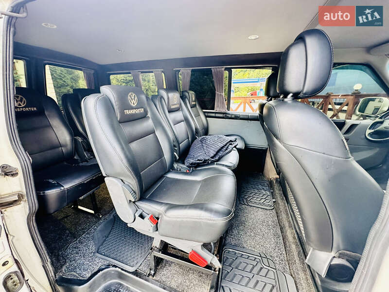 Минивэн Volkswagen Transporter 2002 в Львове