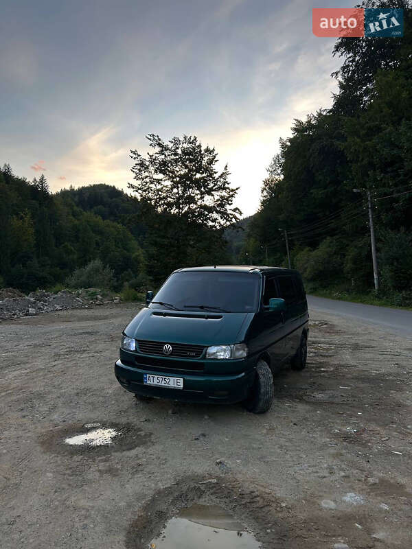 Минивэн Volkswagen Transporter 1998 в Яремче