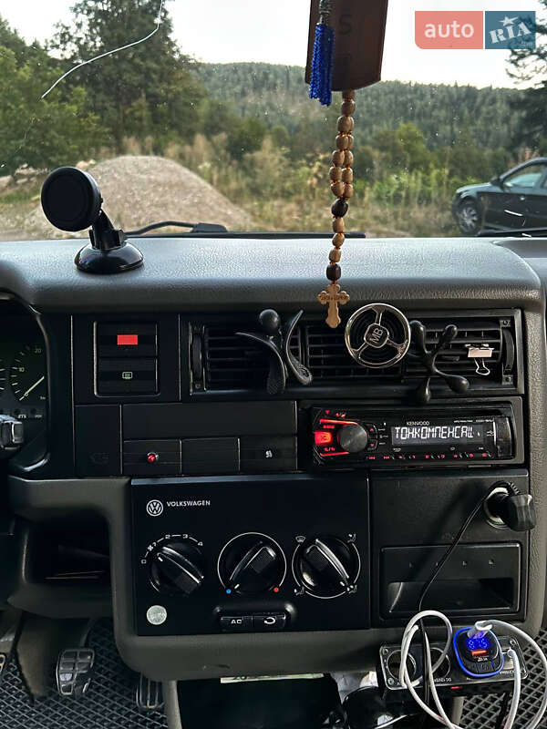 Минивэн Volkswagen Transporter 1998 в Яремче